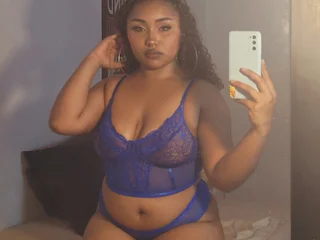 HoneyyBrowny Roleplay webcam from Colombia