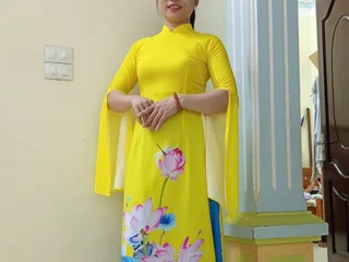 Lilaesa039 Curvy webcam from Vietnam