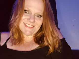 LittleReddPrincess Anal webcam from Canada