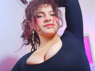 Sary_LittleSmiles Roleplay webcam from Chile